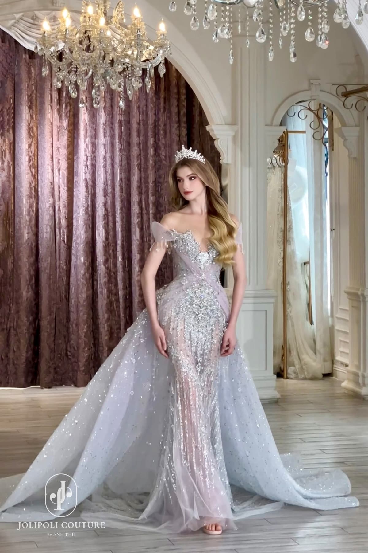 Đầm mermaid ombre hồng xanh của bộ sưu tập Songe de Velours